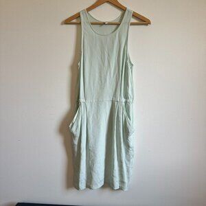 🌿 Wilfred 100% Silk Dress – Size 6 – Soft Mint Green